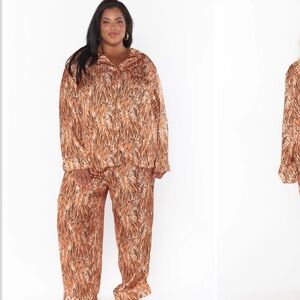 Show me your MuMu Royal Tiger Silky PJ set